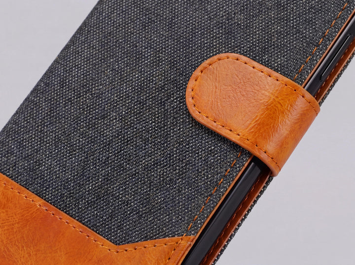 Magnetic strap closure